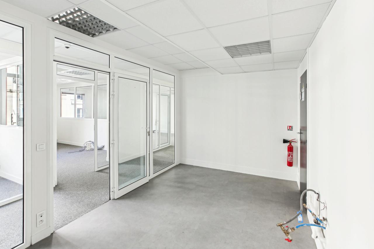 Bureau Paris 409m² Location bureau Paris OLBUR2424125 10